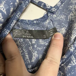 Prana Women's Zandra Tank‎ Top Blue Waimea Print Size Small Adjustable Strap thumbnail 3