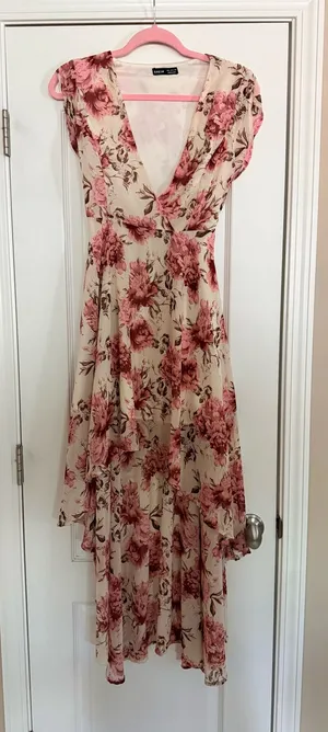 Dress thumbnail 1