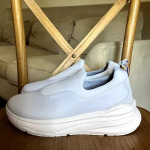 Clove Unisex Ona Light Blue Nursing Sneakers Size W 12.5 M 11 thumbnail 4