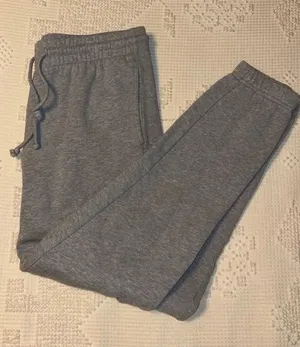 Aritzia TNA Sweatpants thumbnail 1