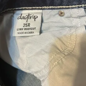 daytrip lynx boot cut size 25 R thumbnail 6