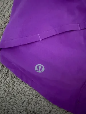 Lululemon Speed Up Shorts 2.5" Low-Rise thumbnail 3