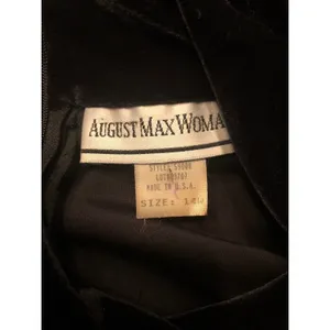 Vintage Black Velvet Sheath Midi Dress Size 14 Gothic Witchy Cocktail Modest thumbnail 2