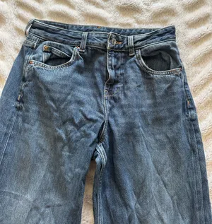 ZARA Jeans thumbnail 1