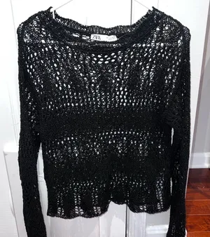 ZARA Black Crocheted Open Knit Scalloped Crewneck Sweat Small thumbnail 1