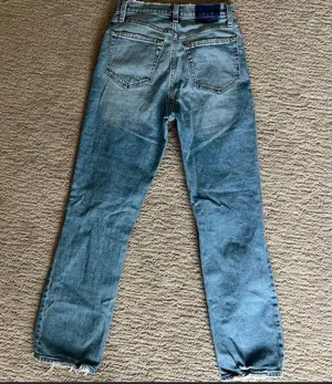 Abercrombie Straight ultra high Rise jeans thumbnail 2