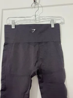 Gymshark Medium Gray Seamless Capri Leggings thumbnail 7