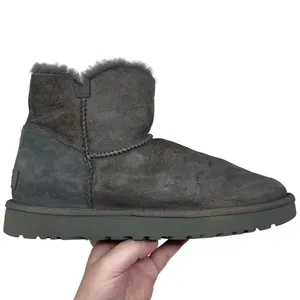 UGG Bailey Button Charcoal Grey Suede Boots Women’s Size 11 thumbnail 18
