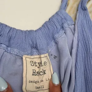 Style Rack Blue Surplice Ruffle Frayed Hem‎ Crop Top Size Small thumbnail 3