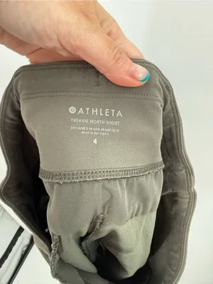 Athleta‎ Women's Trekkie North Shorts Green Size 4 thumbnail 3