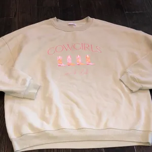 Pink Lily boutique Cowgirls beach club sweatshirt cowboy boots graphic XLarge thumbnail 1