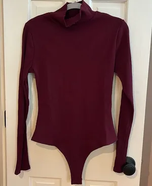 NWOT Lulu’s Bodysuit thumbnail 1