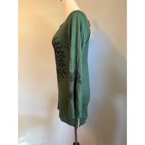 Earthbound Green Mandala shirtTop Keyhole Long Sleeve Boho M whimsigoth festival thumbnail 5