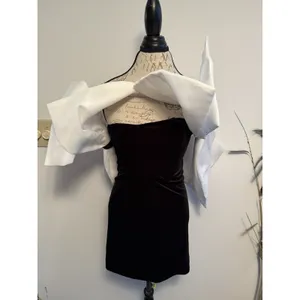 Akira black white cocktail dress Medium bow Velvet‎ Dress thumbnail 4