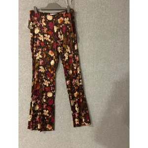 By Anthropologie Floral Flare Pants Womens‎ 8 NWT High Rise Wide Leg Satin Multi thumbnail 4