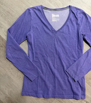 Nike long sleeve tee thumbnail 3
