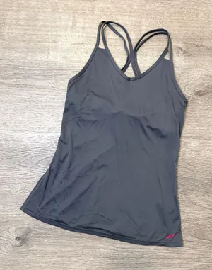 Nike tank top thumbnail 1