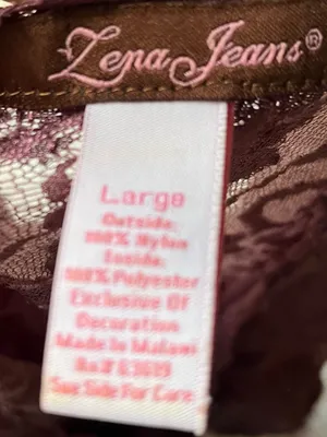 American Vintage Vintage y2k early 2000s Lace Tie-Front Long Sleeve Top in Dusty Plum thumbnail 2