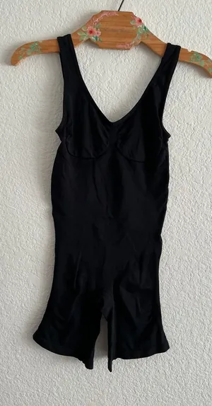 SKIMS Mid Thigh Sculpting Bodysuit XL/XXL Black‎ V-Neck Seamless Shapewear thumbnail 1