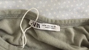ZARA Top Crop thumbnail 4