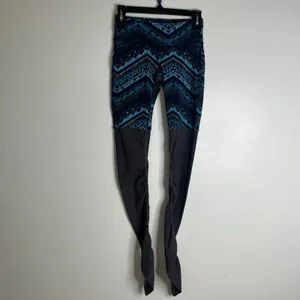 Alo Yoga Women's Blue Gray Geometric Print High Rise Leggings Size XS Yoga Gym thumbnail 2
