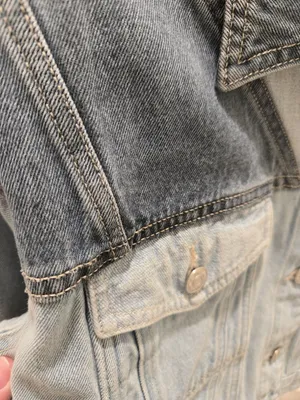 ​Wild Fable S Patchwork Denim Jacket Cropped Two-Tone Light Dark Wash Y2K thumbnail 4
