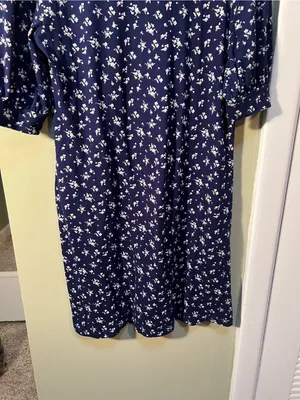 Socialite Womens Sz Small T-Shirt Dress Navy Blue White Floral Short Puff Sleeve thumbnail 9