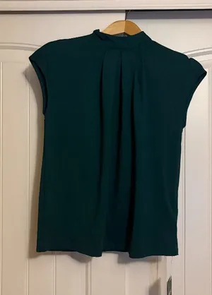 Halara High Neck Blouse XS Xtra Small Dark Forest Green Short Sleeve Casual NEW thumbnail 1
