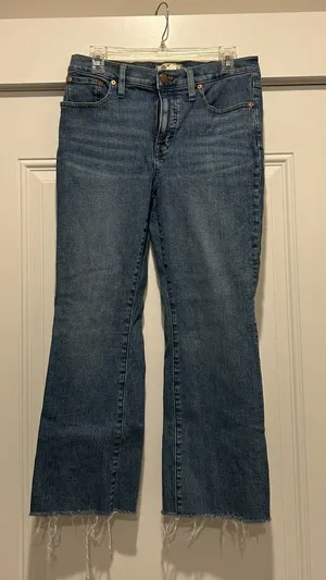 Madewell Mid-Rise Kick Out Jeans Medium Wash Blue Flare Denim Size 29 Preppy thumbnail 1