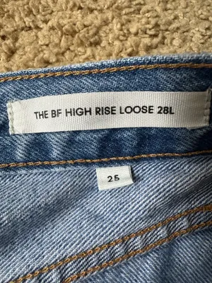 Aritzia Denim Forum The BF High Rise Loose 28L thumbnail 2