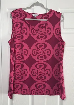 Sunsets & Sweet Tea Geometric Mesh Top Womens Size XL Pink Y2K Sleeveless Travel thumbnail 1