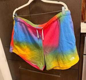 North Face Women's‎ Super Sonic Gradient-Print Shorts xxl thumbnail 1