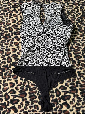 2000s style gothic whimsical bebe black & white floral lace bodysuit thumbnail 3