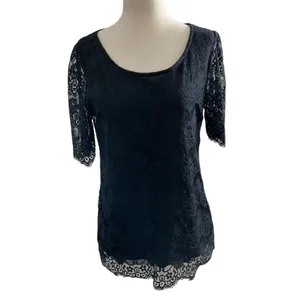Banana Republic Women Size Small Navy Blue Lace Short Sleeve Blouse (34-542) thumbnail 2