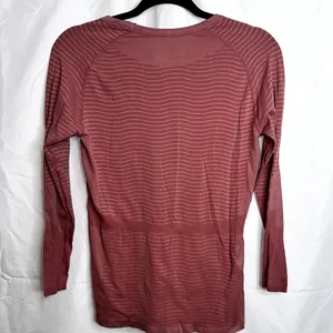 Zyia Active Womens Size Medium Mauve Stripe Long Sleeve Yoga Workout Crew Neck thumbnail 5