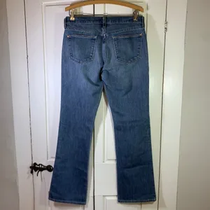Old Navy The Flirt Bootcut Jeans Womens 6 Regular Medium Wash Blue Mid Rise Y2K thumbnail 2