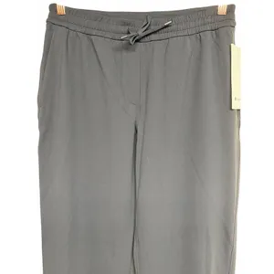 Lululemon‎ Straight-Leg Mid-Rise Pant Luxtreme Black Women's Size Medium thumbnail 3