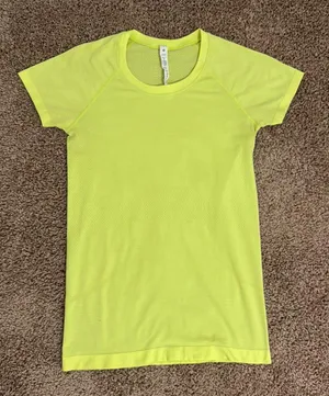Lululemon Swiftly Tech Short Sleeve 2.0 thumbnail 1