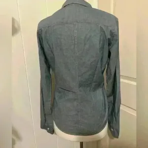 Frank & Eileen Tailored Button Up Shirt Top‎ Blouse Coastal Grandma Gray Blue thumbnail 4