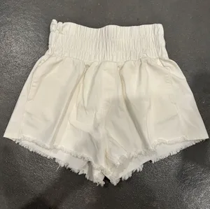 High-Waist White Smocked Waistband Women's Shorts 100% cotton thumbnail 1