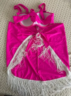 Unbranded 2 Piece Swimwear Bikini Top & Matching Sarong NWOT thumbnail 3