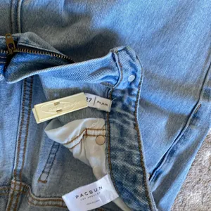 PacSun Mom Jeans size 27 thumbnail 5