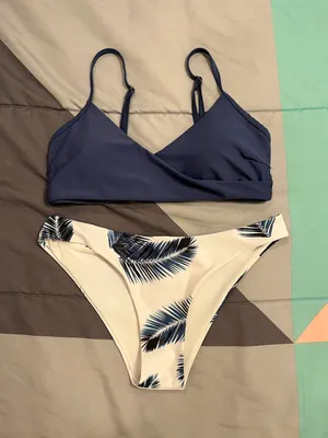 Bikini Set thumbnail 1