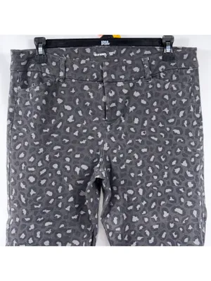 Old Navy Pixie Ankle Leopard Print Pants thumbnail 2