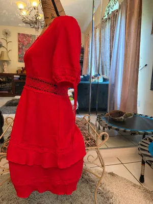Beautiful red dress size M. 🩷 thumbnail 5