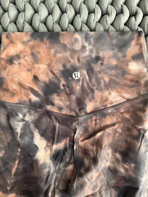 Lululemon Align Shorts thumbnail 4