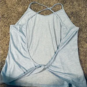 Halter top thumbnail 3