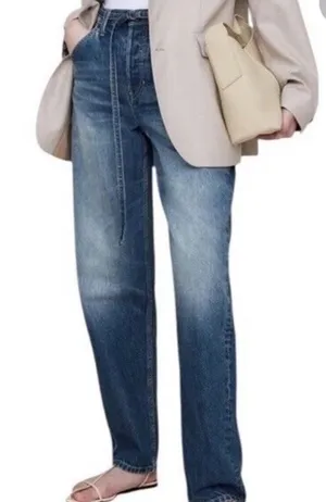 High Rise Rigid Bow Jeans thumbnail 1