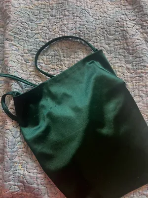 Emerald Green Satin Top Size M thumbnail 4