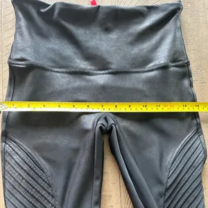 Spanx Faux Leather Moto Leggings Very Black Size Large 20136R‎ thumbnail 11